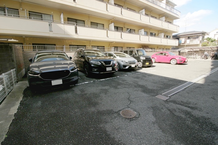 駐車場 ヴァンベ－ル服部