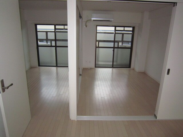 居室 ヴァンベ－ル服部