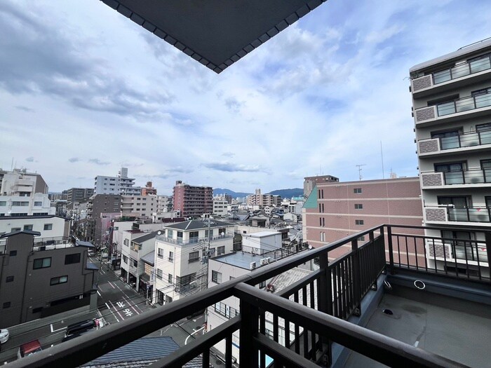 室内からの展望 サンシティ烏丸