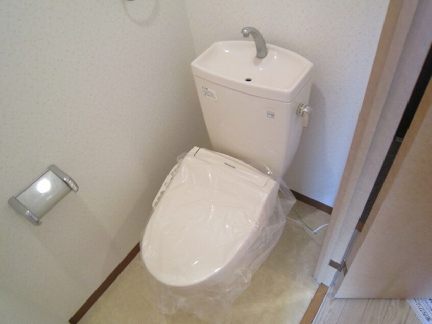 トイレ エルカ－サ正雀Ⅱ