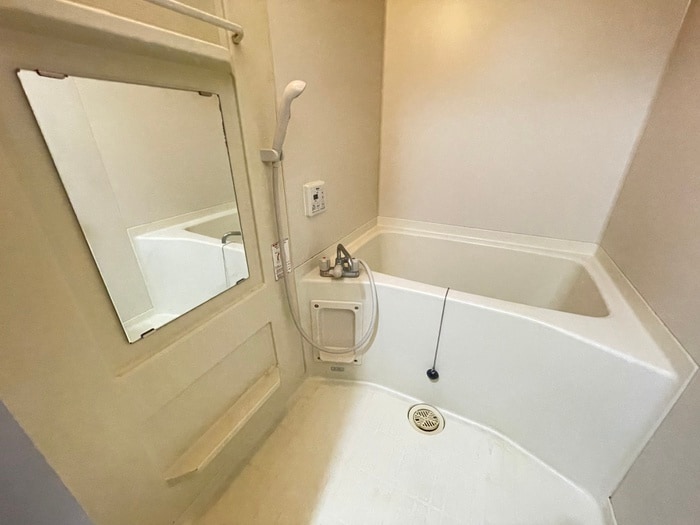 バス／シャワールーム等 シャルレ一番館