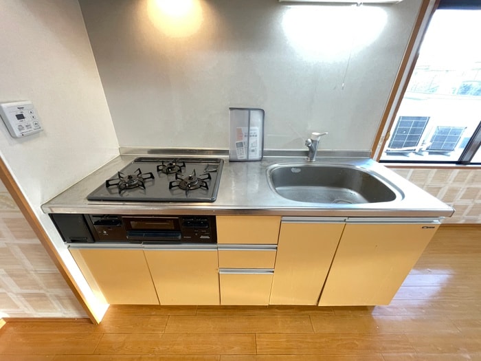 キッチン シャルレ一番館