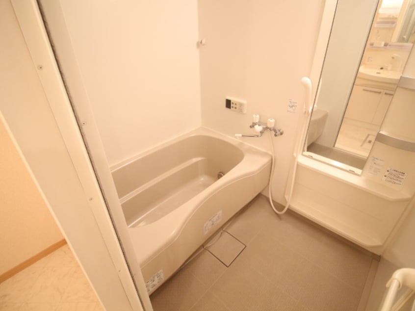 バス／シャワールーム等 ル・ラルゴ