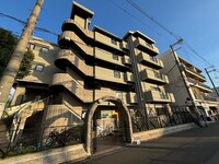 カワデンロイヤルハイツ