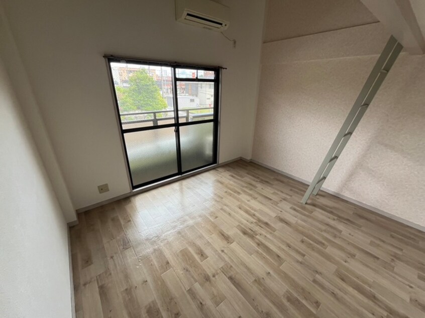 居室 エステ－ト明和Ⅱ