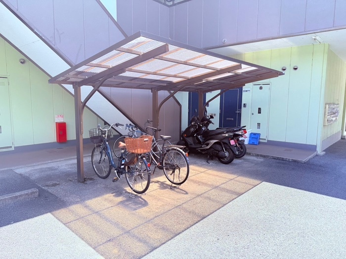 駐輪場 エステ－ト明和Ⅱ