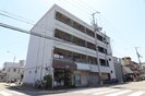 高田マンションの外観