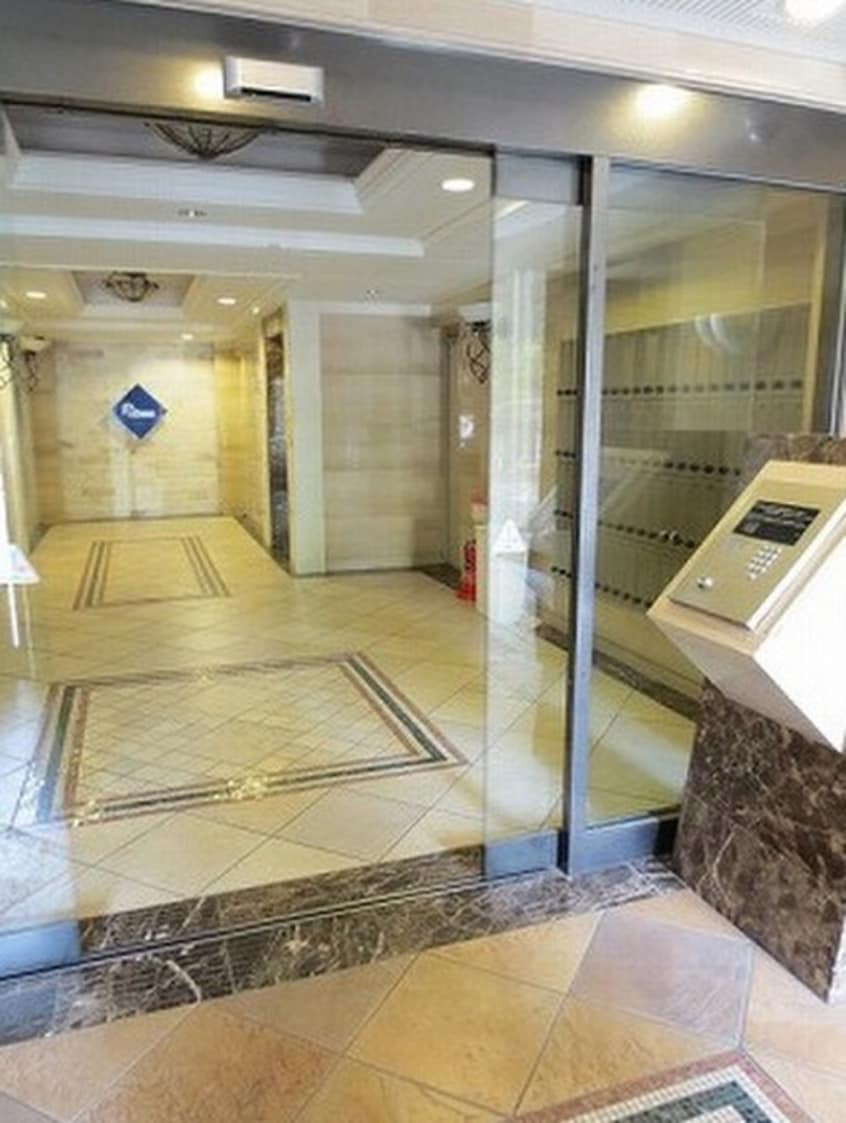 エントランス部分 ﾌﾟﾚｻﾝｽ大手前ﾊﾟｰｸｻｲﾄﾞⅡ(408)