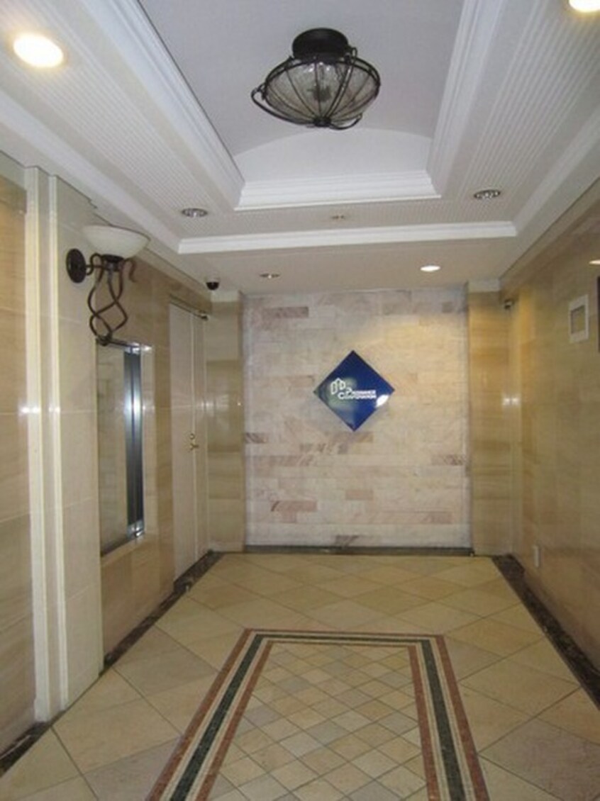 エントランス部分 ﾌﾟﾚｻﾝｽ大手前ﾊﾟｰｸｻｲﾄﾞⅡ(408)