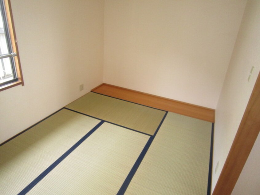 居室 グリ－ンガ－デン８号棟