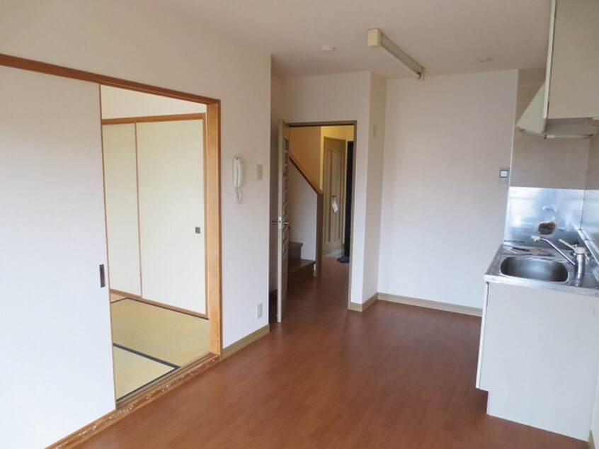 キッチン グリ－ンガ－デン８号棟