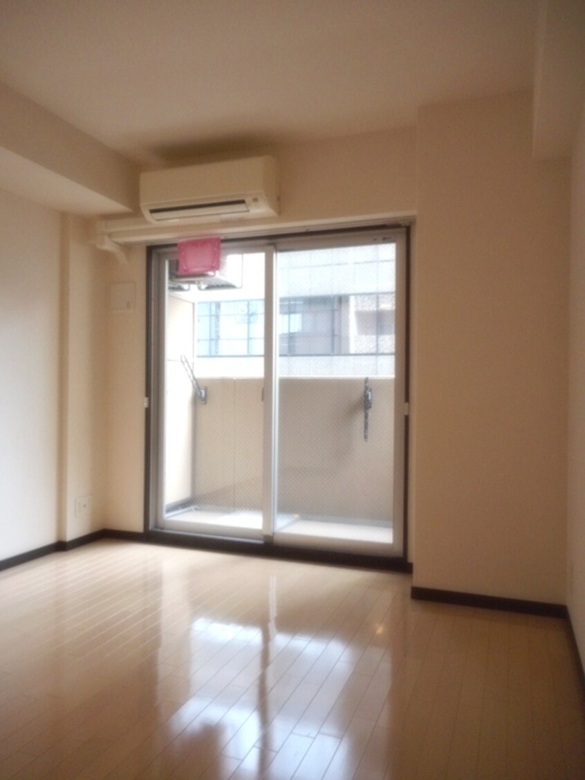 居室 ｱｽｳﾞｪﾙ大阪城ＷＥＳＴⅡ(1303)