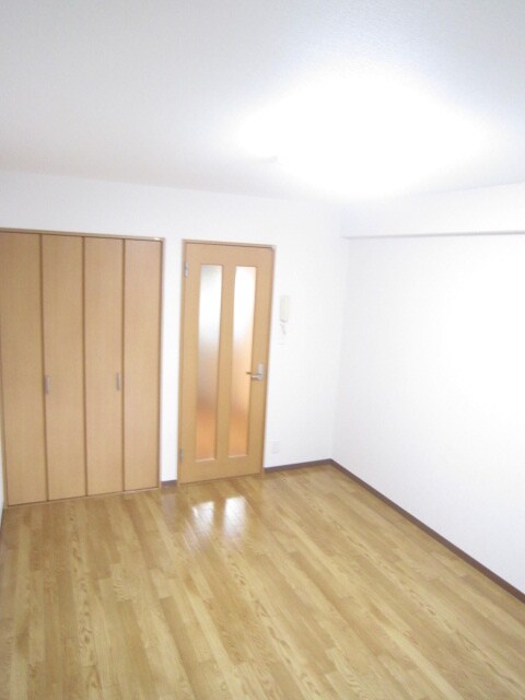 居室 エルロード住吉７号館