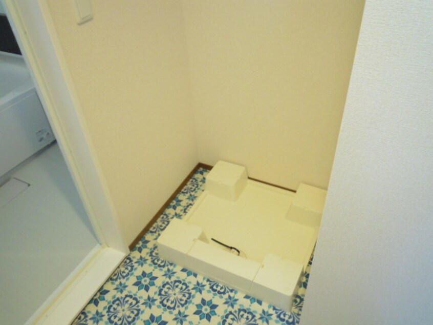 洗濯機置場 クレア　C棟