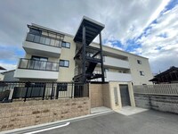 Helena GARDEN 玉串元町