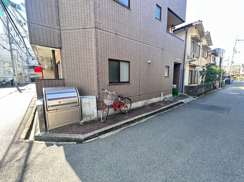 エントランス部分 香里晴天マンション