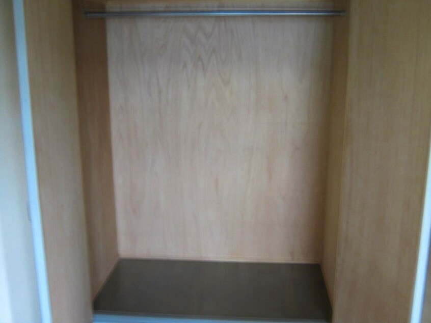 収納 香里晴天マンション