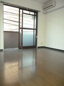 居室 香里晴天マンション