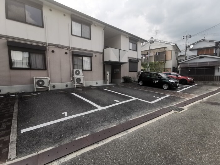 駐車場 ヴェルドミール出口