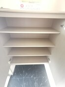 靴箱 ヴェルドミール出口