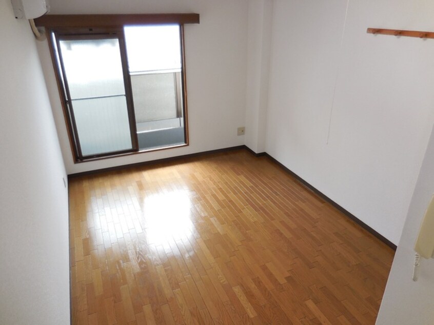 居室 内本町ハイツ