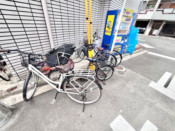 駐輪場 高柳ハイツ