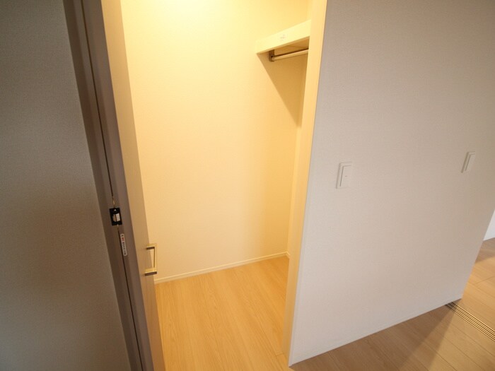 収納 シャルール　メゾン