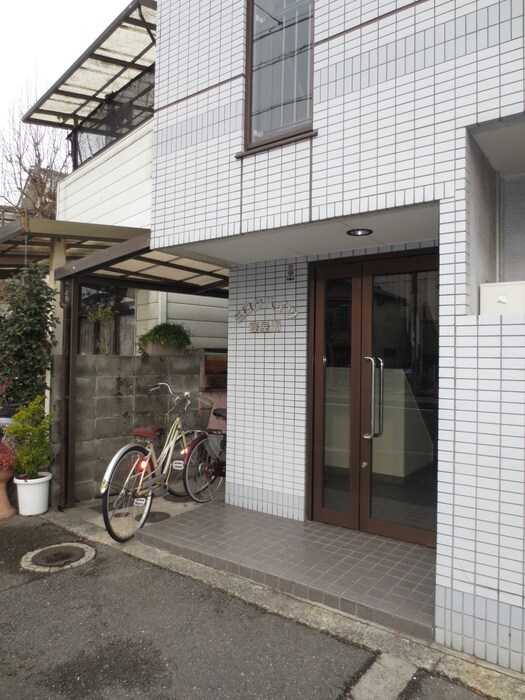 エントランス部分 ミロクハイツ寝屋川