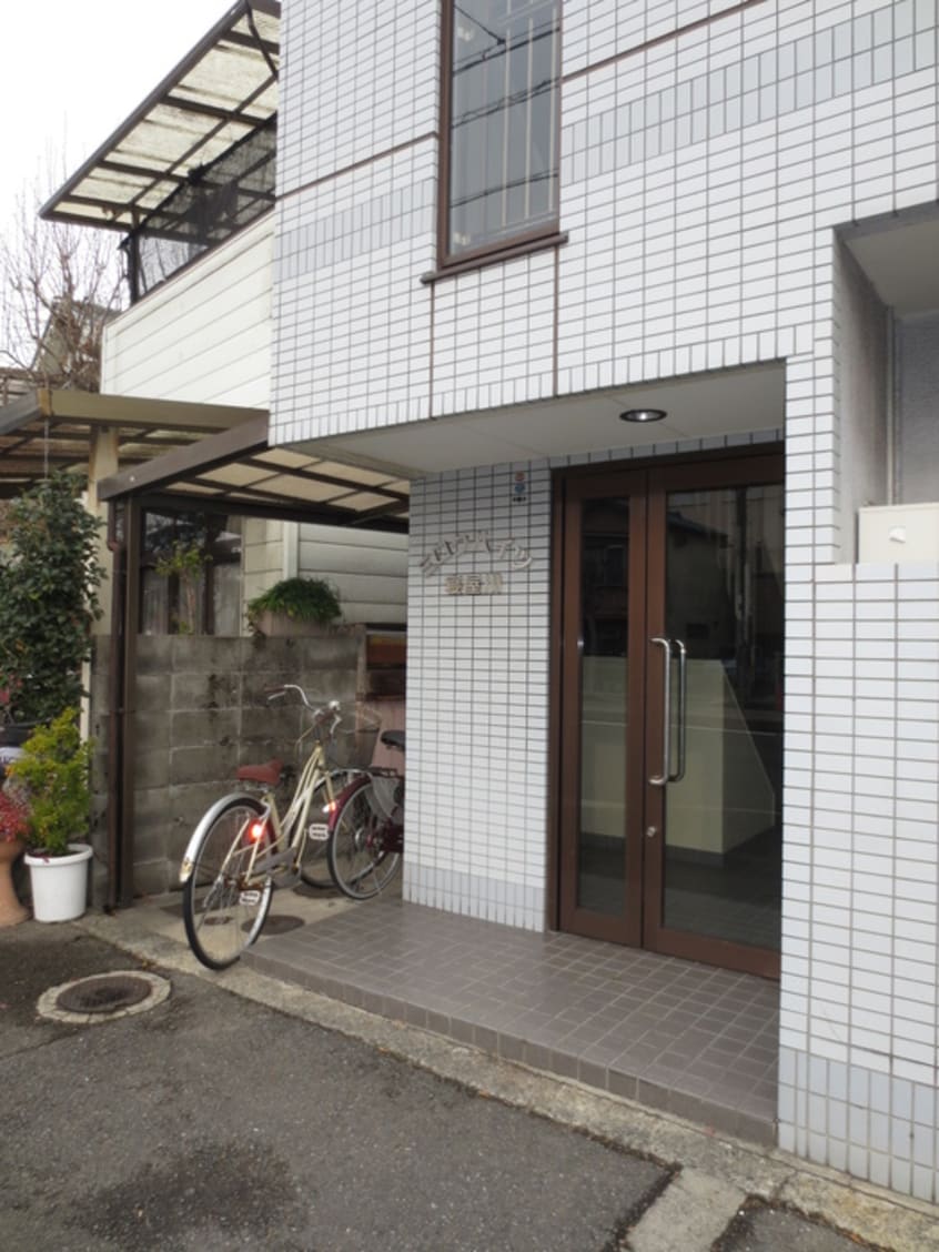 エントランス部分 ミロクハイツ寝屋川