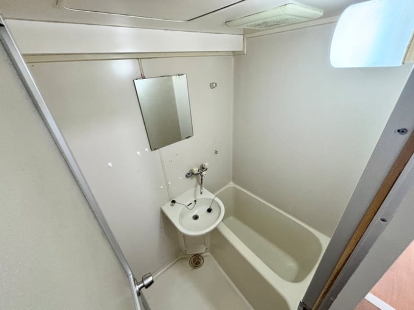 バス／シャワールーム等 レグノグリ－ン淡路