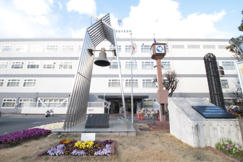 東淀川区役所(役所)まで750m レグノグリ－ン淡路