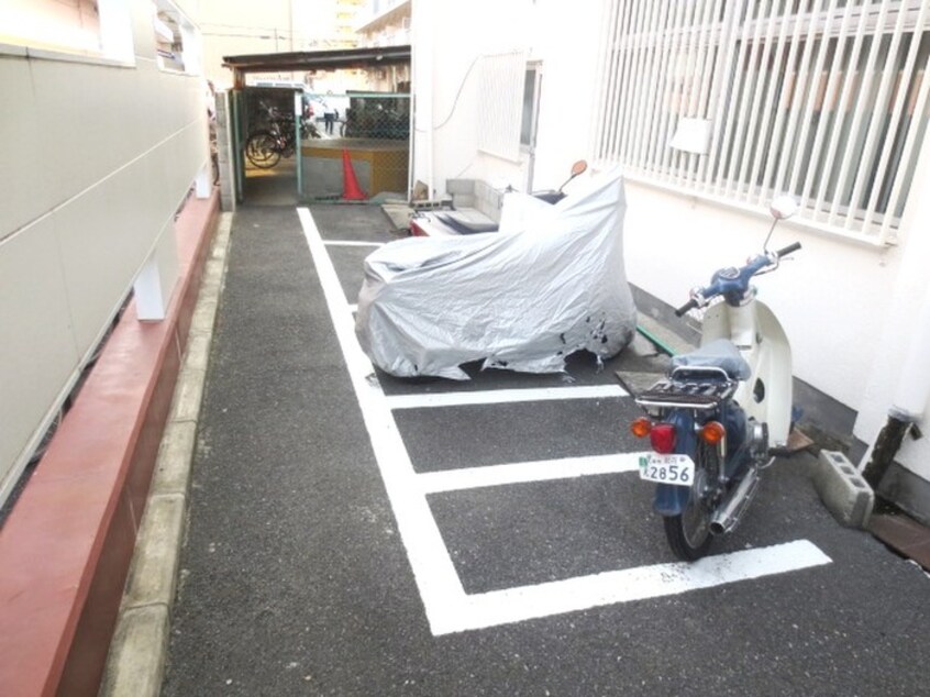 駐輪場 一吉マンション