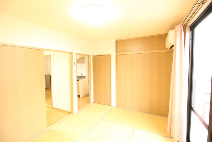 居室 中野ハイツ