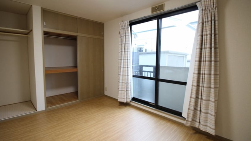 居室 中野ハイツ