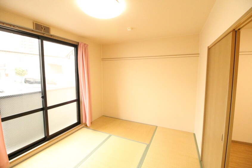 居室 中野ハイツ