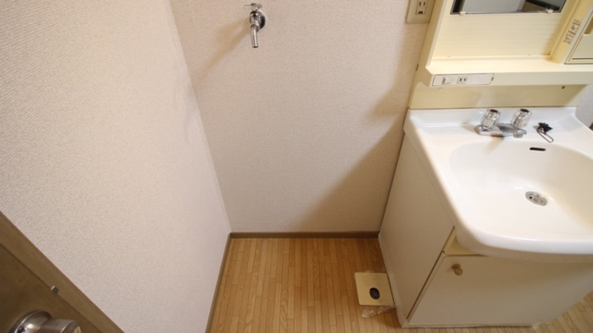 洗濯機置場 中野ハイツ