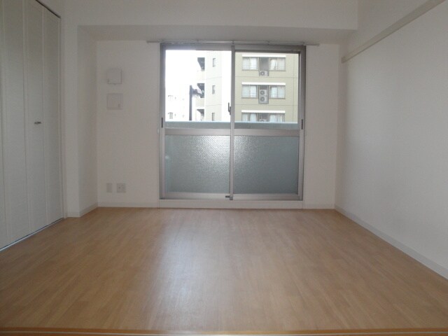 内観写真 エグゼリエみなと通り