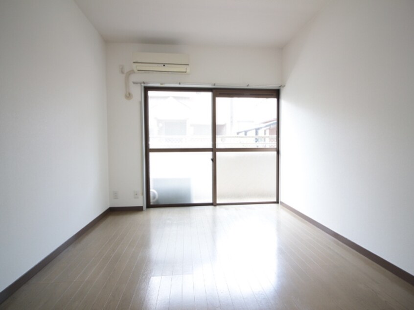 居室 ヴィラ浜甲子園