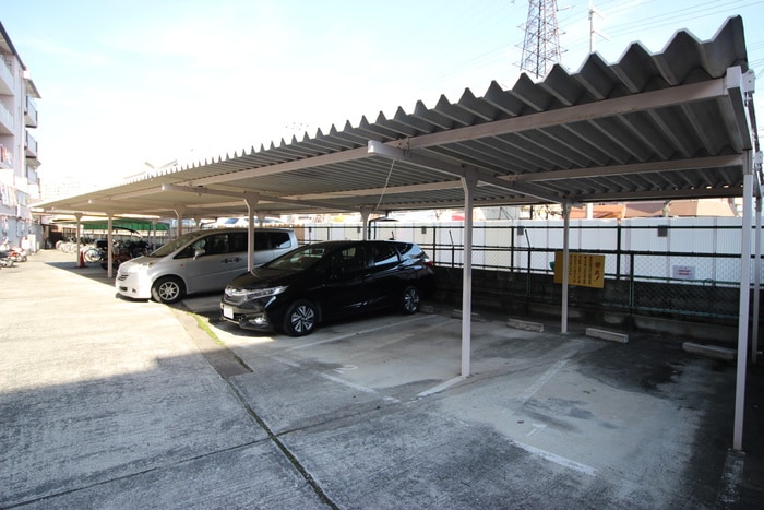 駐車場 メゾン南江口