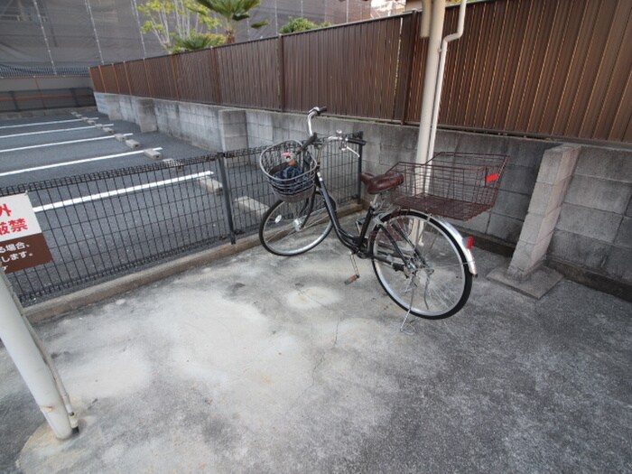 駐輪場 ソシア甲子園口