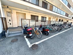 バイク置き場