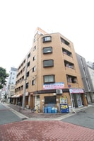 ウィン天六南館の外観