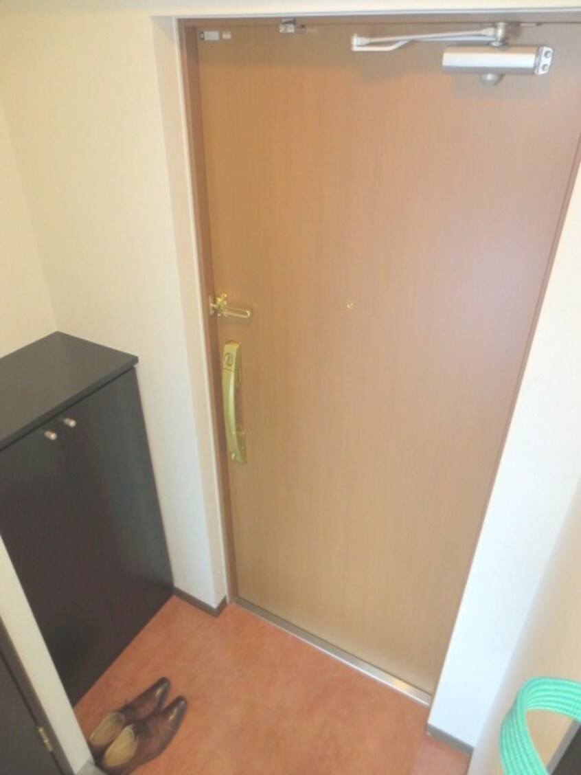 玄関 プリモディ－ネ福島