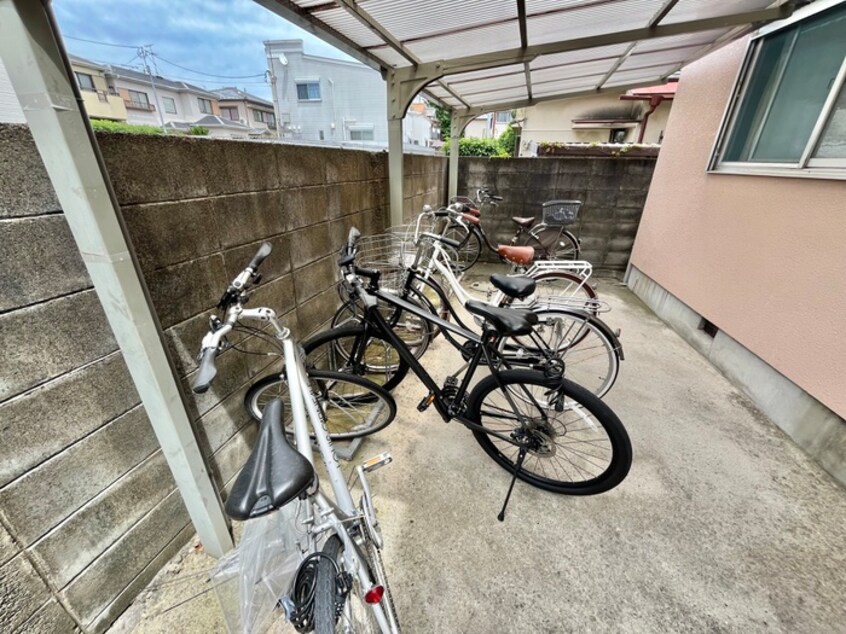 駐輪場 北摂荘