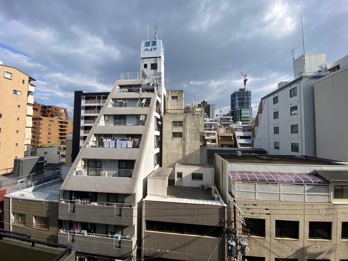 室内からの展望 リップル上本町