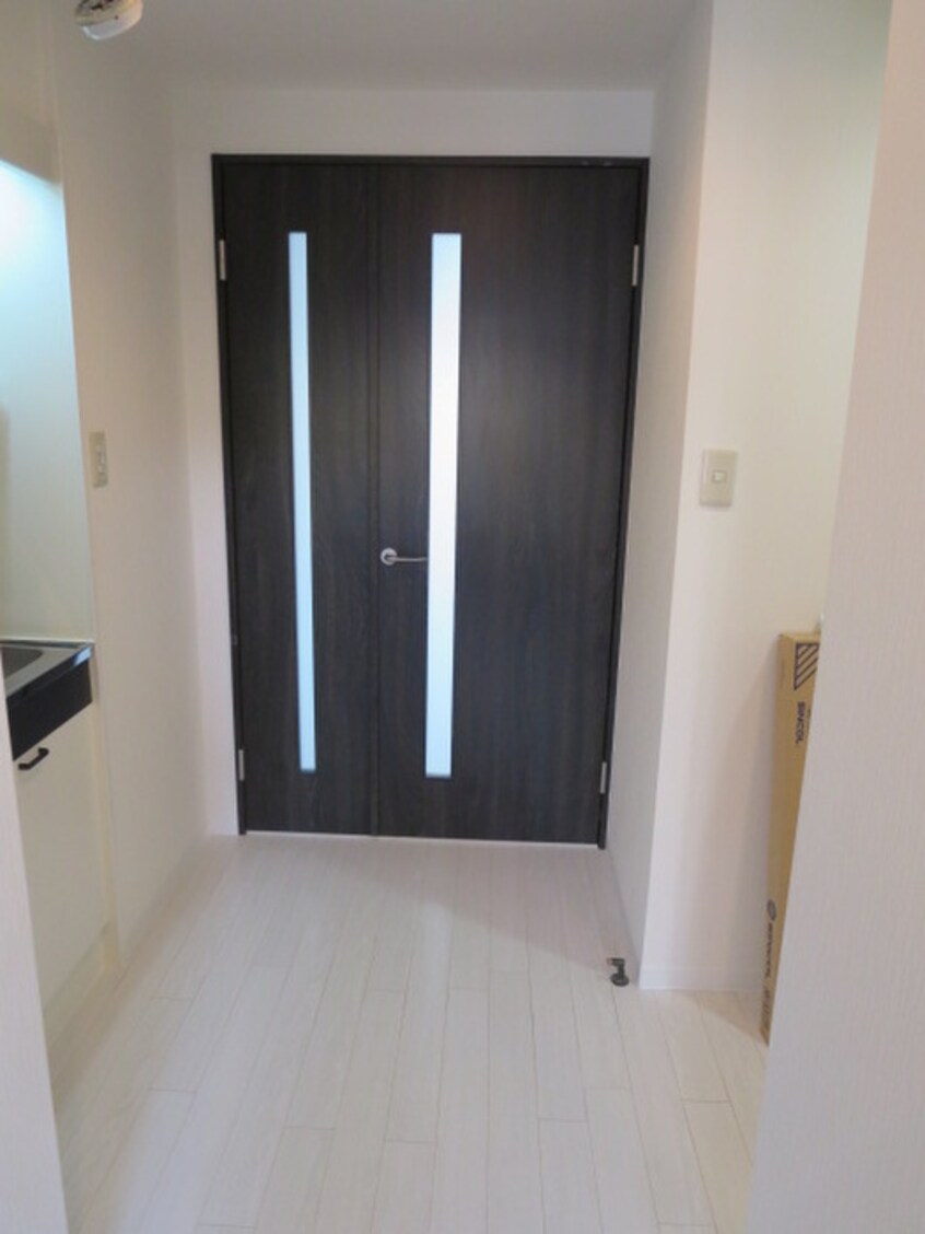 廊下 リバ－サイド二色の浜