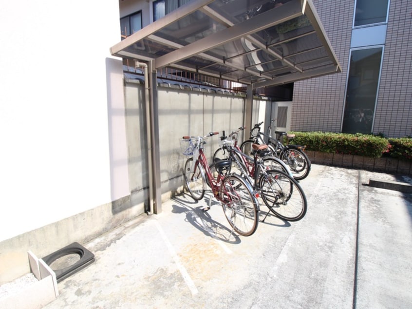 駐輪場 ａｐｔ．北山