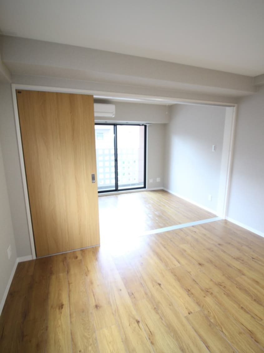 居室 Ｌａｒｇｏ初町