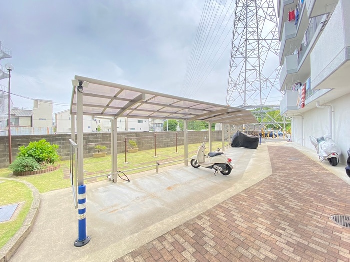 バイク置き場 西京極グリーンハイツ