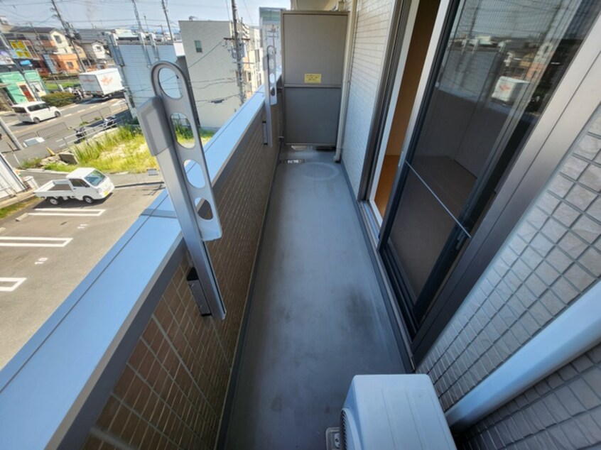 ベランダ・バルコニー ワイ・ワイ・ヒマワリ